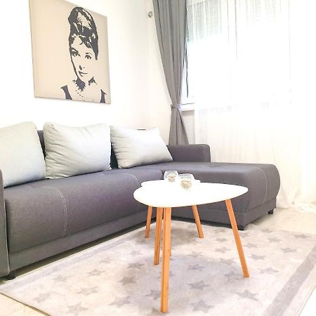 Apartment Iskra Βελιγράδι Εξωτερικό φωτογραφία
